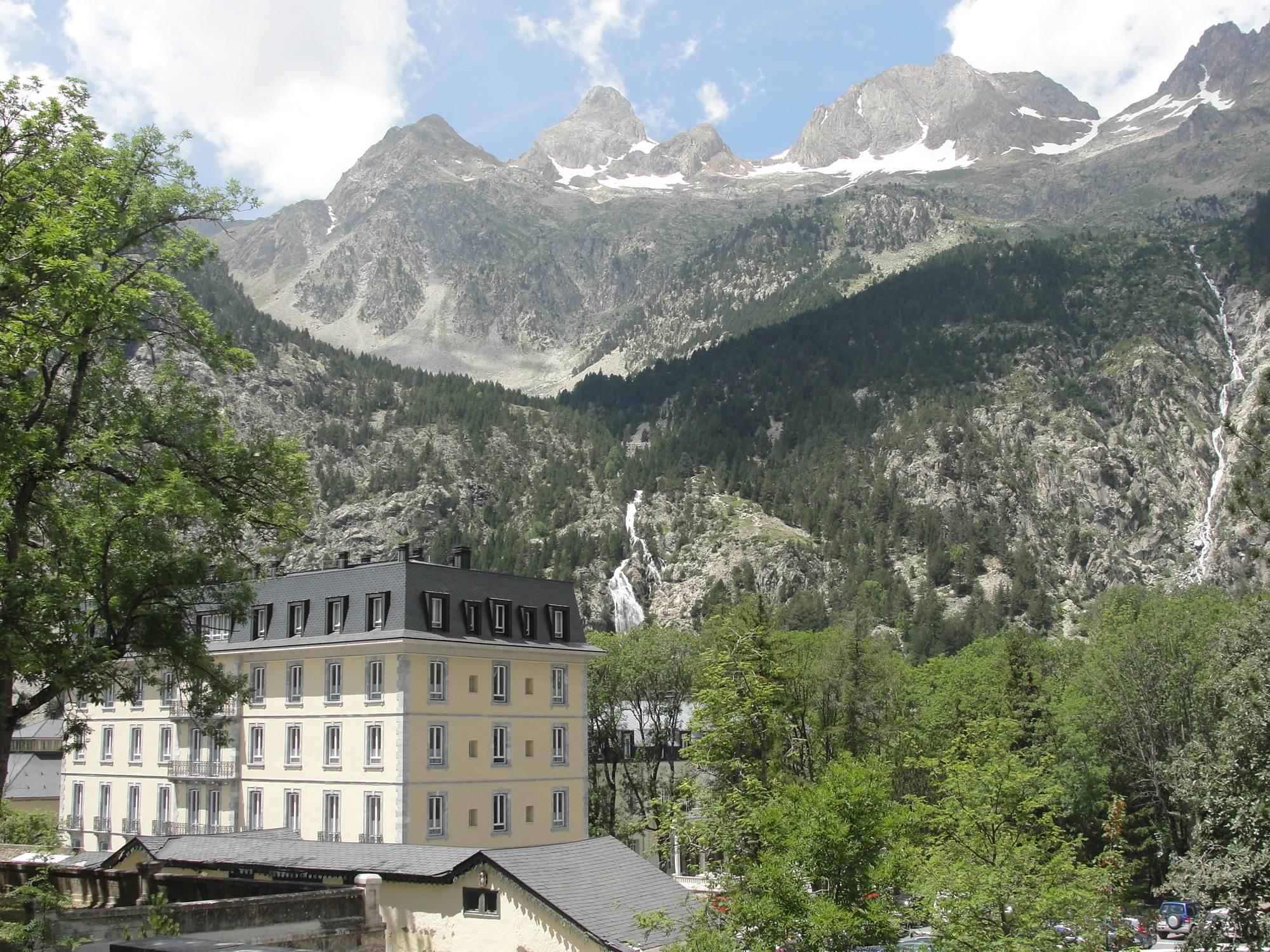 Hotel Continental Balneario De Panticosa Buitenkant foto