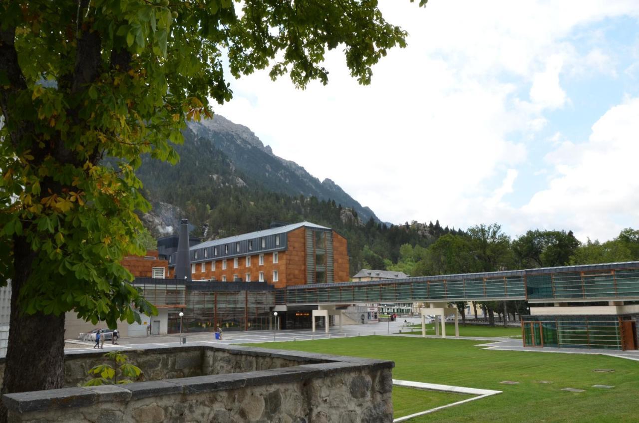 Hotel Continental Balneario De Panticosa Buitenkant foto