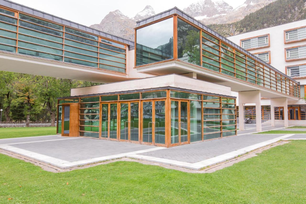 Hotel Continental Balneario De Panticosa Buitenkant foto