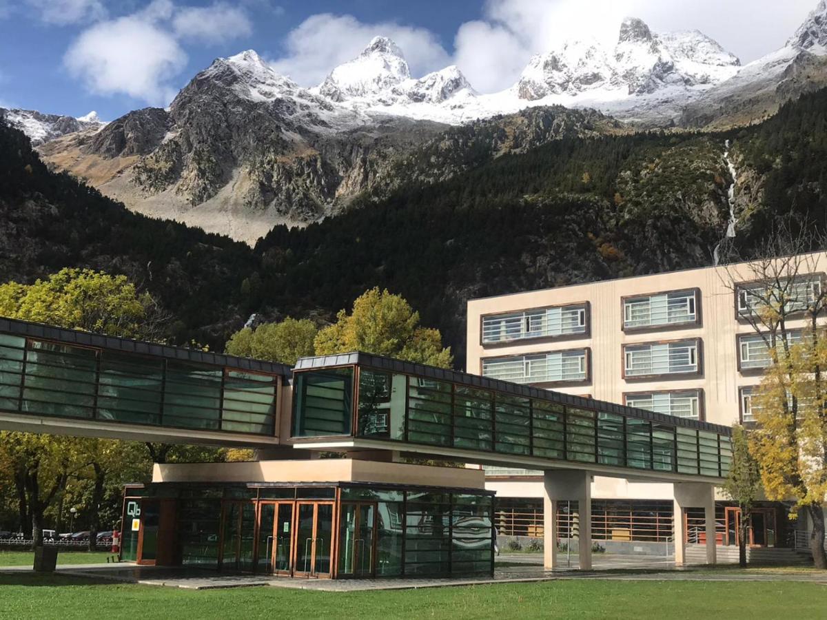 Hotel Continental Balneario De Panticosa Buitenkant foto